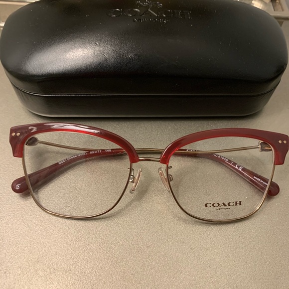 Eyewear - Picture 1 of 3